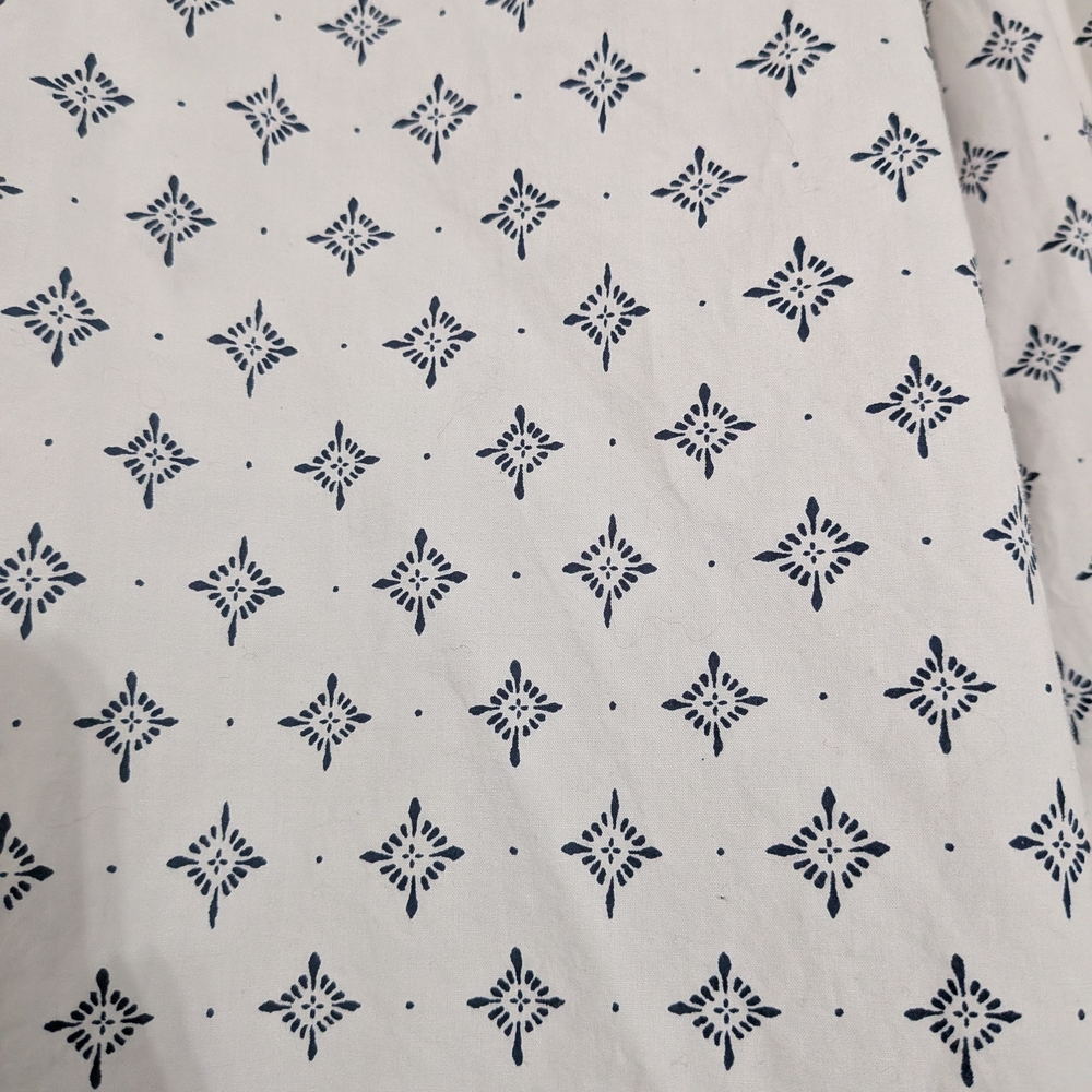 Garnet Hill Floral Diamond Organic Cotton Button Down Top - Picture 2 of 8